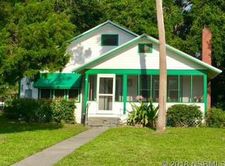 102 N Brooks Cir, Oak Hill, FL 32759