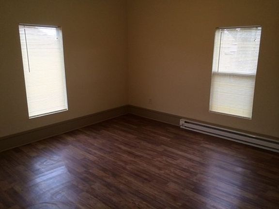 5th image of 224 Poplar St #D