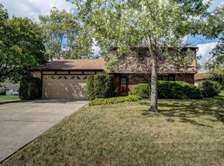 9032 Sea Wind Pl, Fort Wayne, IN 46804