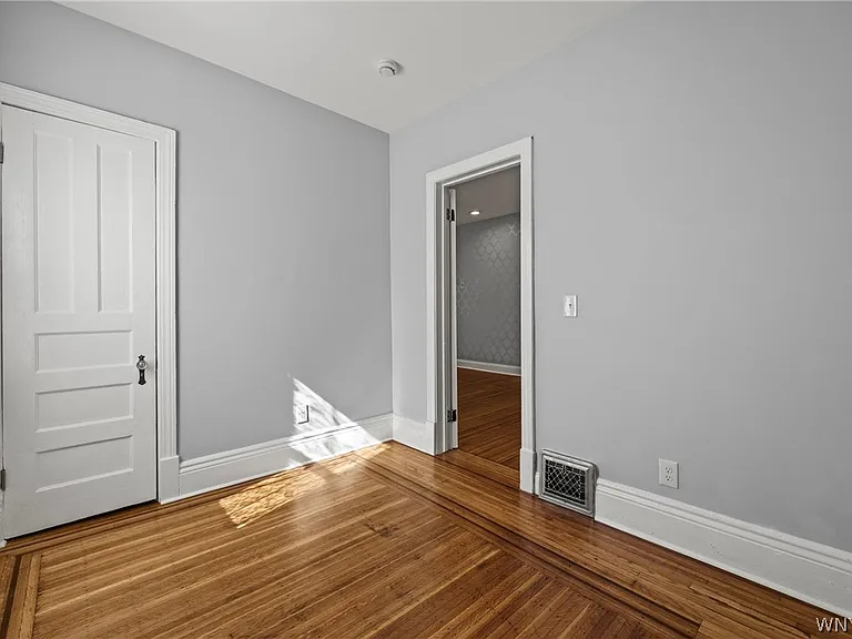 11 Baynes St — Photo 11