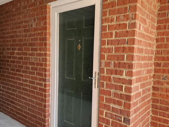 523 3rd Loop Rd APT B