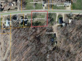 1150 E Riverside Dr, Ionia, MI 48846