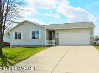 605 7th Ave NE, Kasson, MN 55944