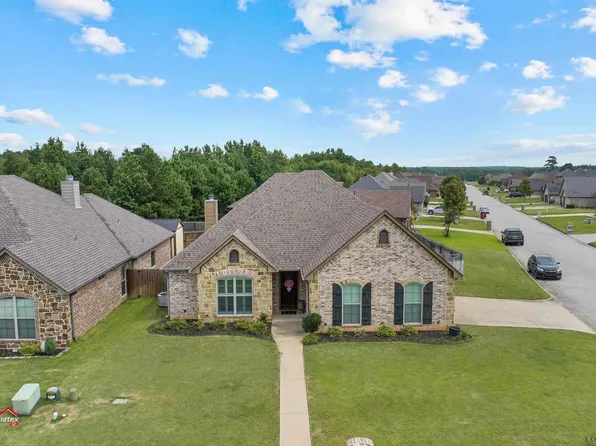 100 Fredricksburg Cir, Hallsville, TX 75650