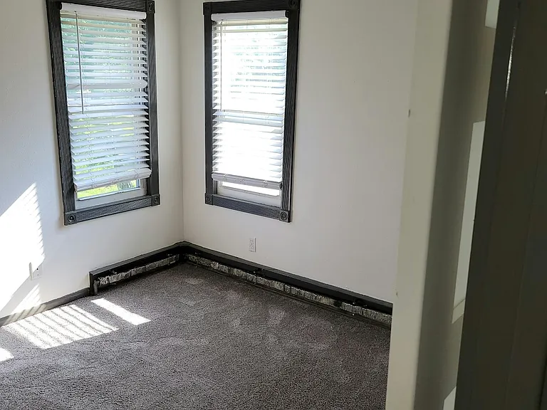 421 College Ave #202 — Photo 7