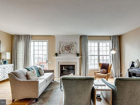 4th image of 4611 Lambert Pl