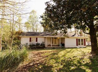 521 Homer Edwards Rd, Dahlonega, GA 30533