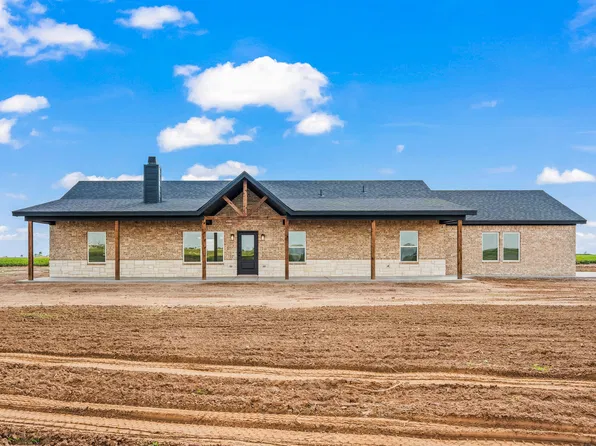 8618 E County Road 6710, Lubbock, TX 79403