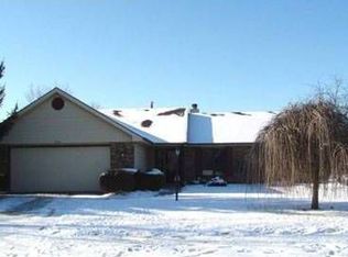 7423 Bent Willow Dr, Fort Wayne, IN 46815