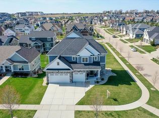 1105 Water Wheel Dr, Waunakee, WI 53597