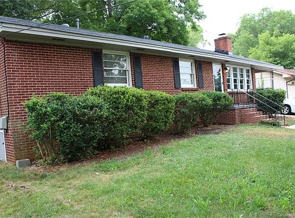3rd image of 1424 Fern Forest Dr