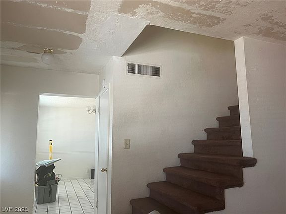 4th image of 5508 Morendo Dr
