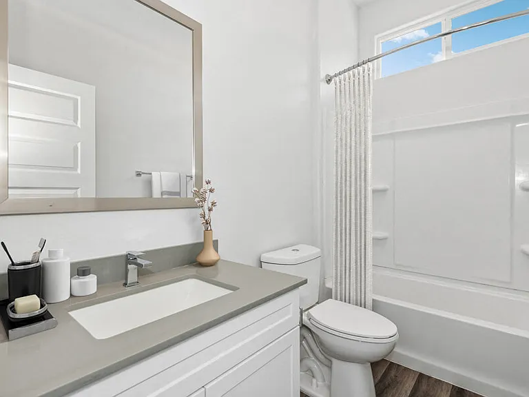 Baseline on 16 — Photo 13