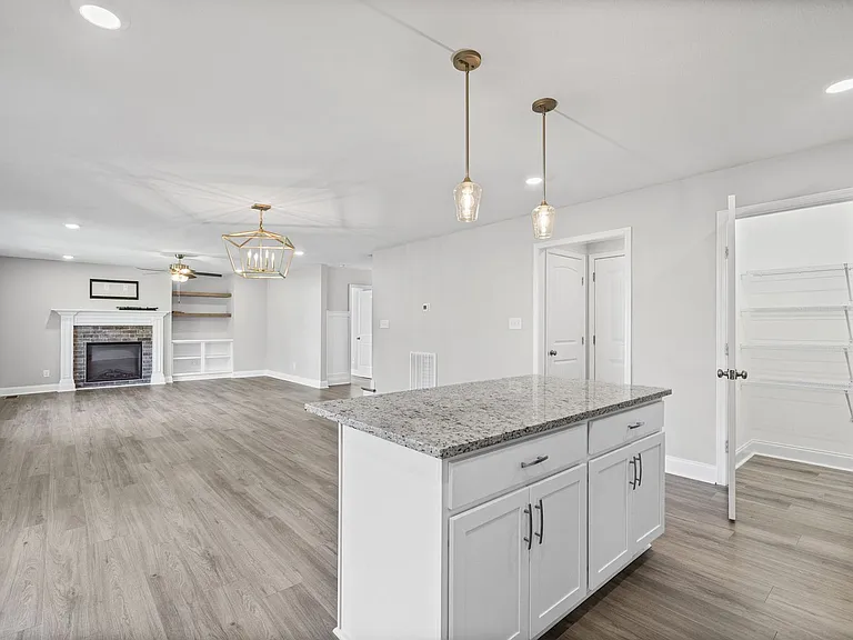 528 Macy Lynn Dr — Photo 15