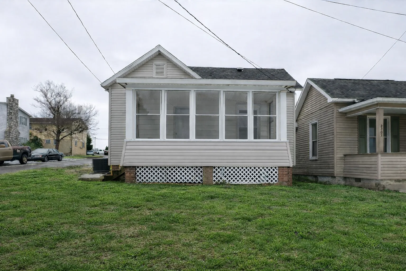 2201 Gould Ave photo 1