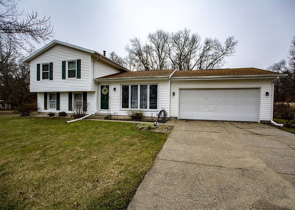 1st image of 26944 Creekhaven Dr