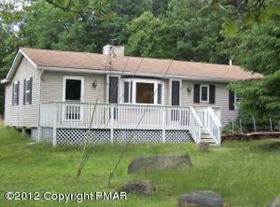 1328 Pine Rdg, Bushkill, PA 18324