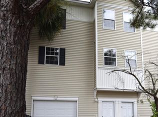 4549 Great Oak Dr, North Charleston, SC 29418