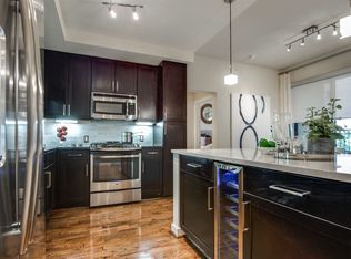 14616 Memorial Dr, Houston, TX 77079