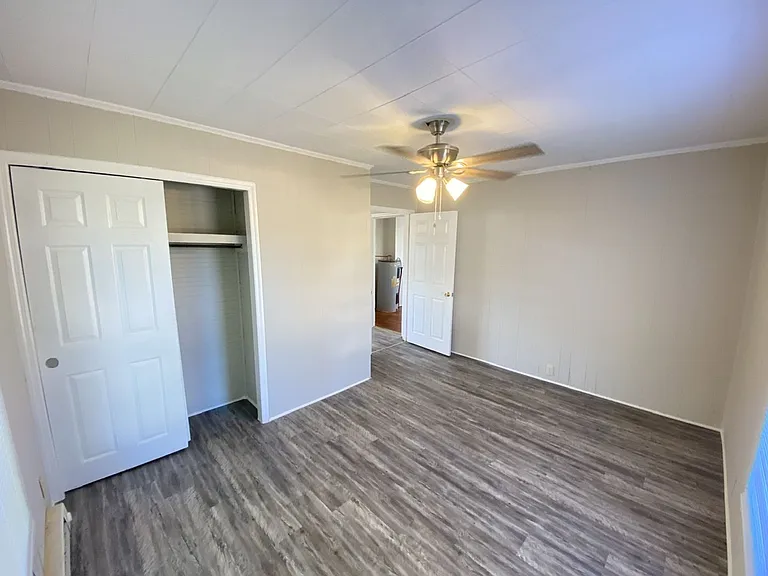 209.5 E Ridge Ave — Photo 7