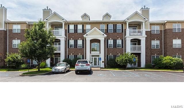 1st image of 1175 Mill Crossing Dr APT 301