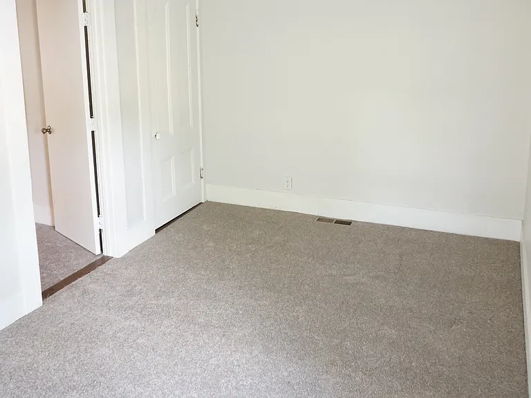 2 Pleasant St #2 — Photo 17