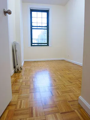 Rented by City & Suburban | media 21