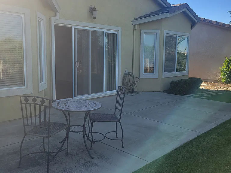 1008 Diamante Dr — Photo 16