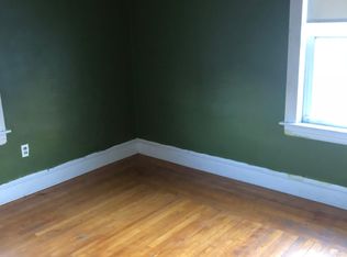 121 Osborn St #2, Fall River, MA 02724