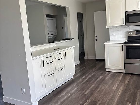 4th image of 9315 129b Ave NW #1