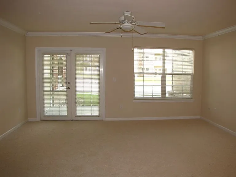 Cimarron Terrace — Photo 5