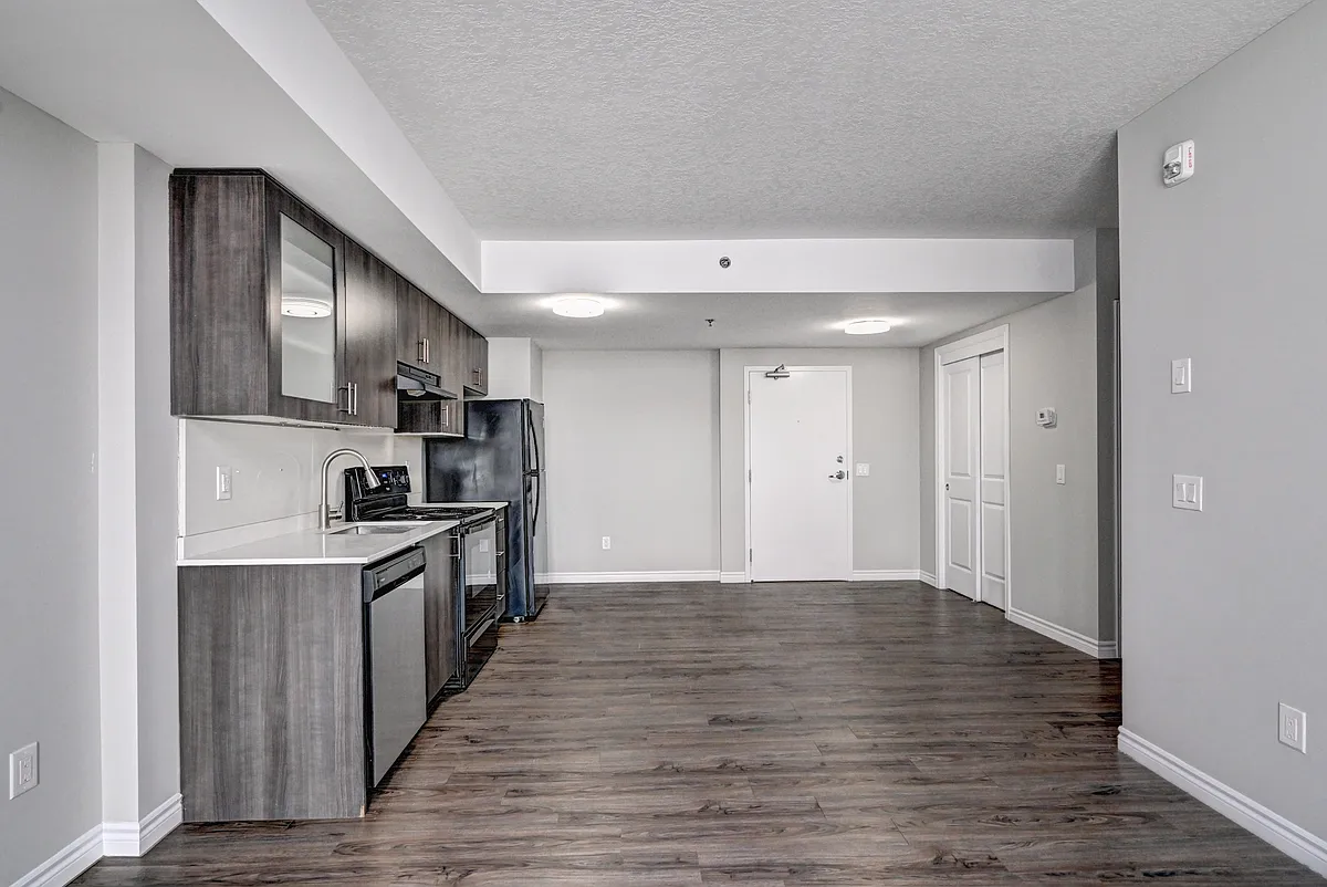 Building Photo - 286 Kingswood Dr