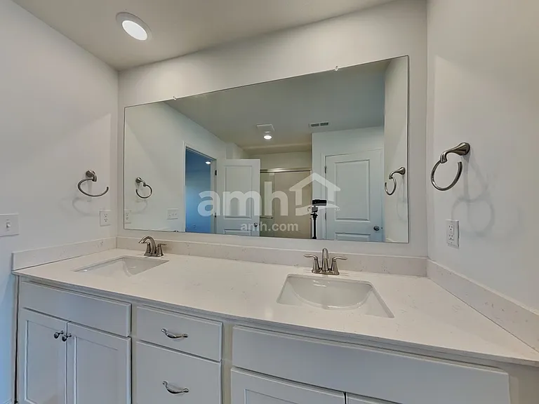 9016 Henley Ave — Photo 11