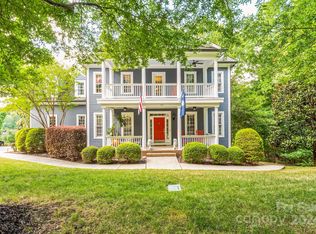936 Rocky Point Ln, Tega Cay, SC 29708