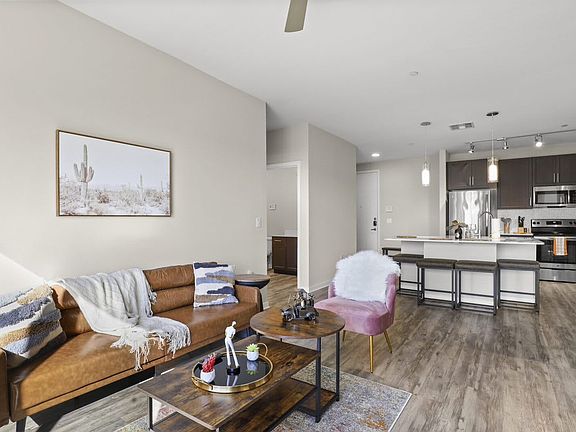 3rd image of 4857 N 8th Pl #Id1014325p