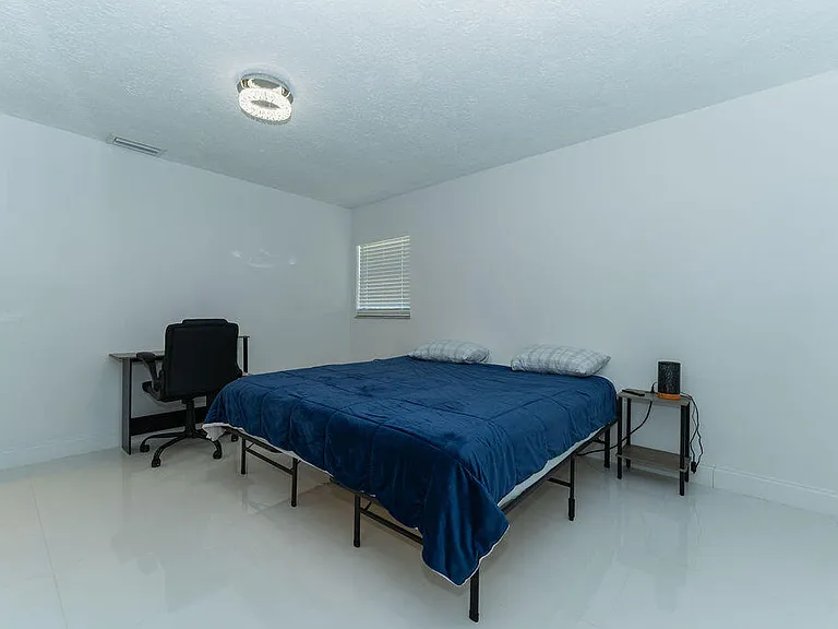 1242 SW Parma Ave — Photo 41