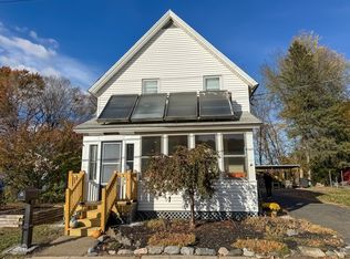 83 Newton St, Greenfield, MA 01301