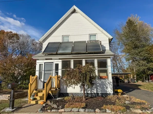 83 Newton St, Greenfield, MA 01301