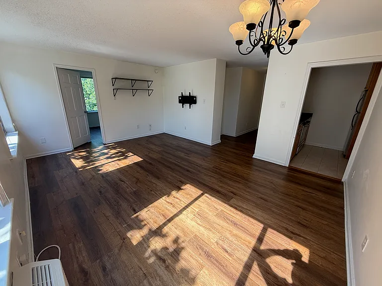 1730 Arlington Blvd #403 — Photo 4