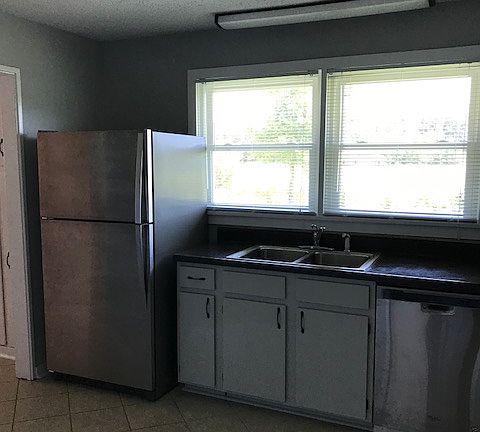 3rd image of 246 Agua Dr