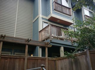 3819C California Ave SW, Seattle, WA 98116