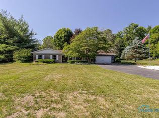 1641 County Rd E, Swanton, OH 43558