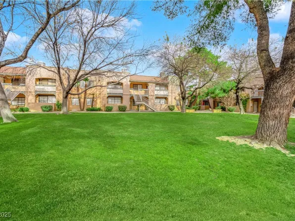 5134 S Jones Blvd Unit 202, Las Vegas, NV 89118