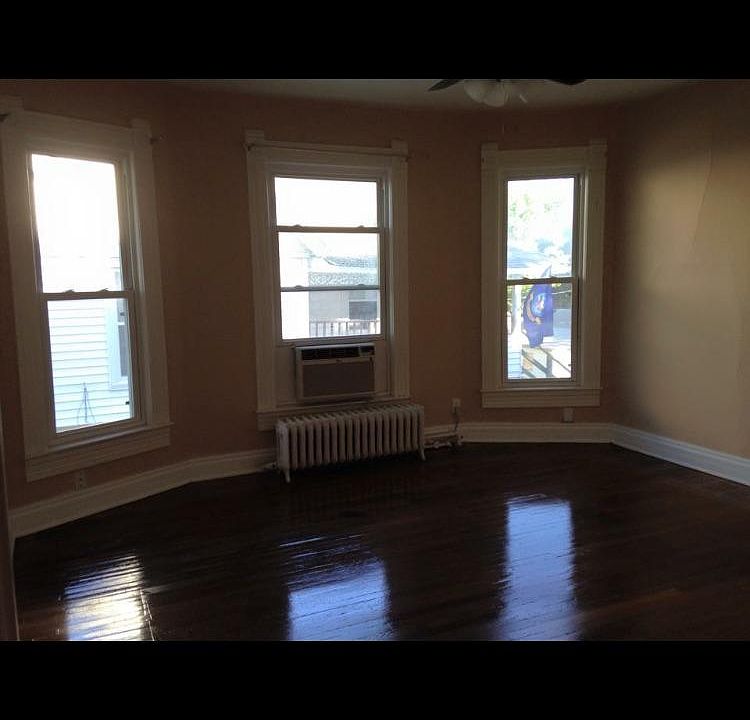 1st image of 1521 Lafayette Ave