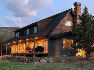 8551 SW Red Cloud Ln, Powell Butte, OR 97753