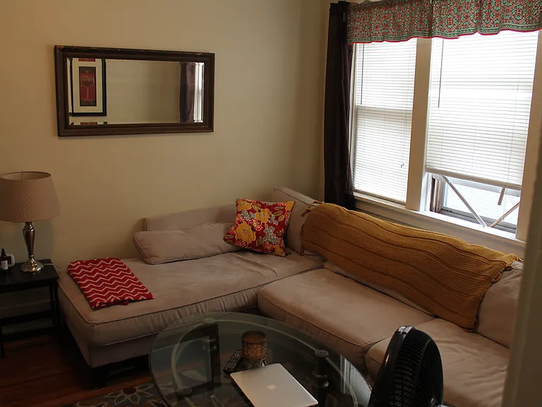 43 Vick Park #8 — Photo 2