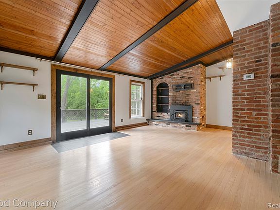 3rd image of 20335 Purlingbrook St