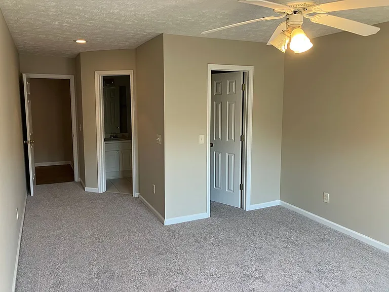 2428 E University Dr #1106 — Photo 8