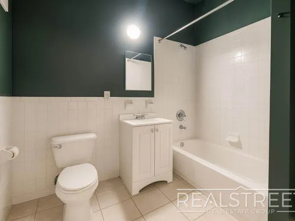 376 Kosciusko Street image 6 of 7