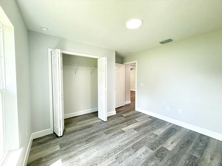 10178 SW 137th St — Photo 14